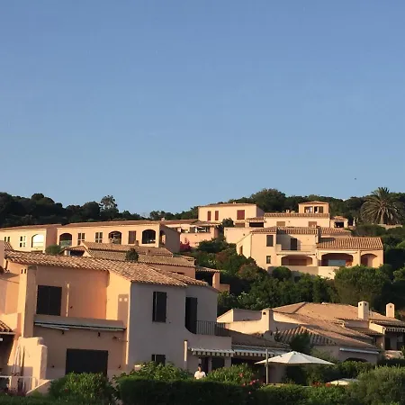 Bougainville Semesterbostad *