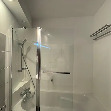 Bougainville Semesterbostad