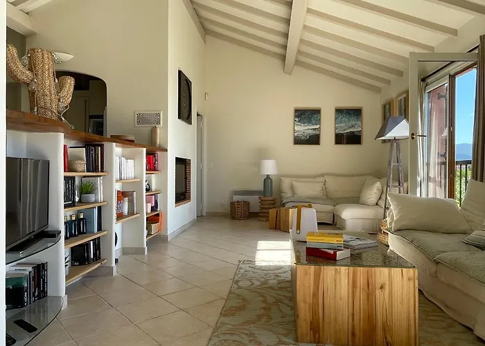 Bougainville * Porticcio (Corsica)