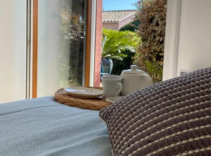 Bougainville Tatil Evi