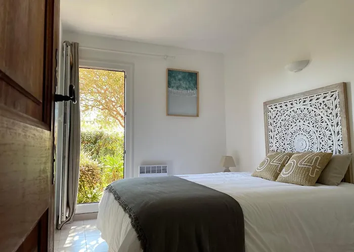 Bougainville Porticcio (Corsica)