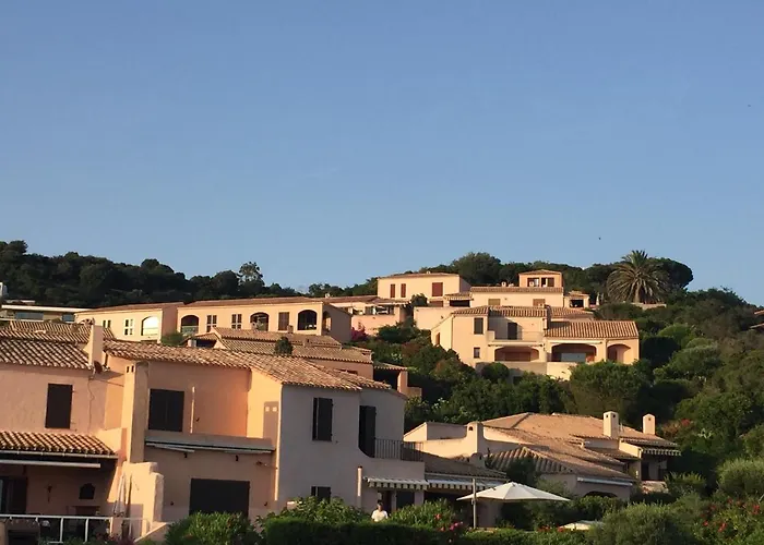 Bougainville Tatil Evi *